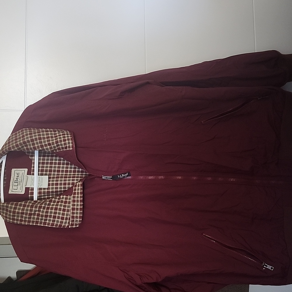 Vintage L.L. Bean Men's Size XL Tall Maroon Lightweight Jacket